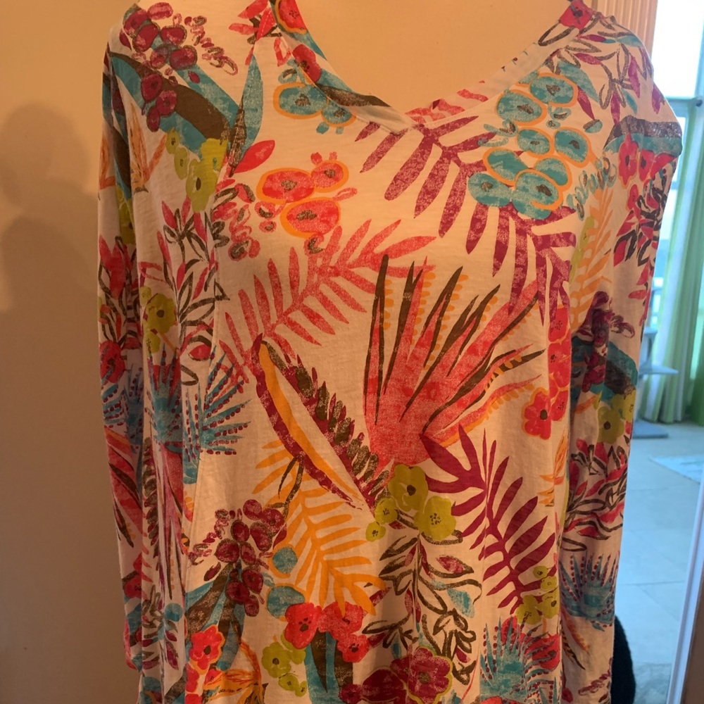 Gorgeous tropical Fresh Produce mid sleeve top size XS